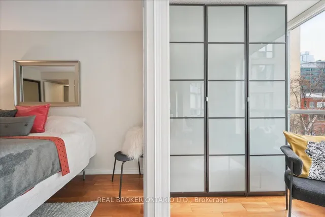 Additional image 31 of 92 King St Unit 508