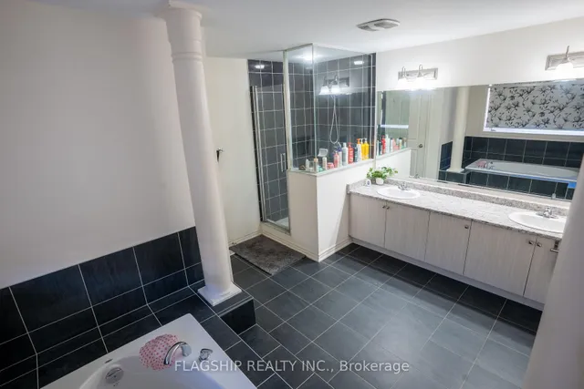 Additional image 21 of 32 Nightjar Dr