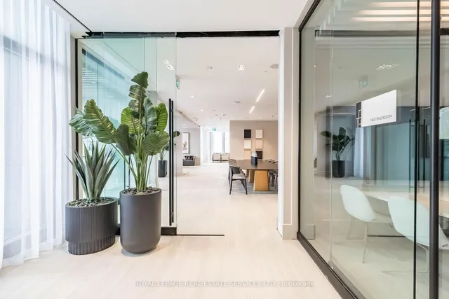 Additional image 30 of 2020 Bathurst St Unit 718