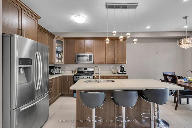 Additional image 26 of 38 George Robinson Dr