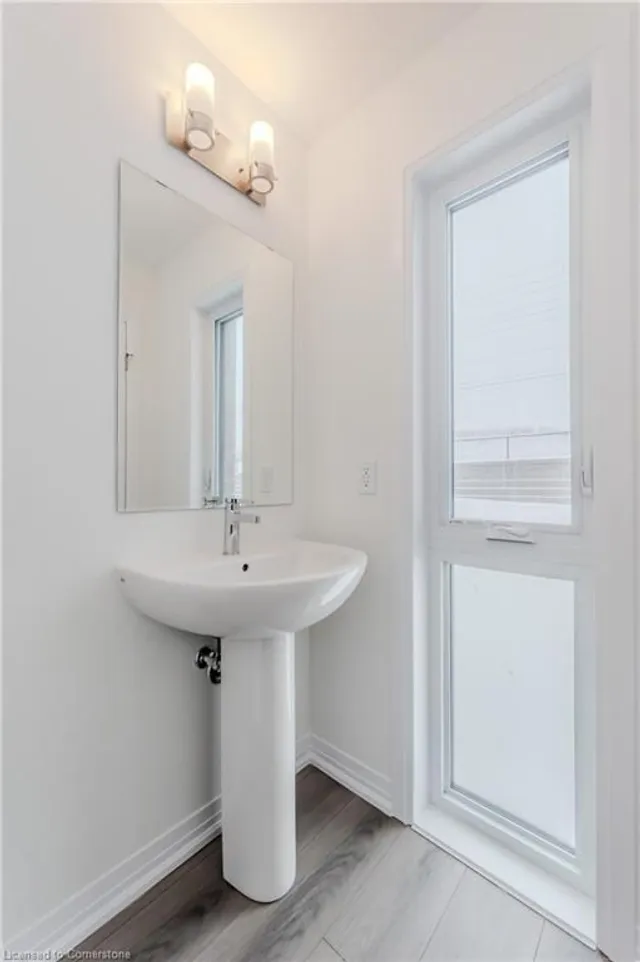 Additional image 18 of 17 Urbane Blvd Unit I073