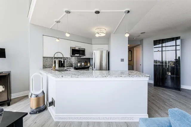 Additional image 10 of 200 Manitoba St Unit 536