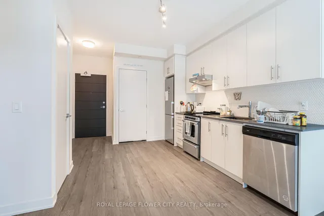 Additional image 3 of 212 King William St Unit 907