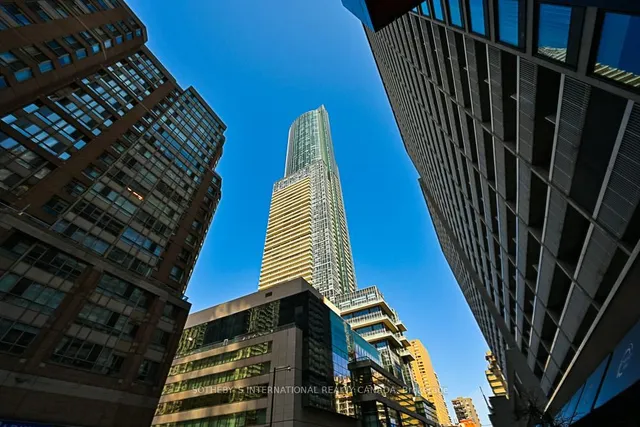 Additional image 26 of 386 Yonge St Unit 1021