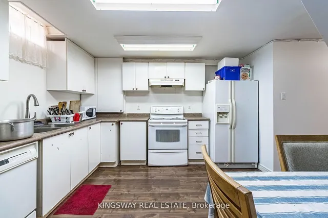 Additional image 34 of 58 Leagate St