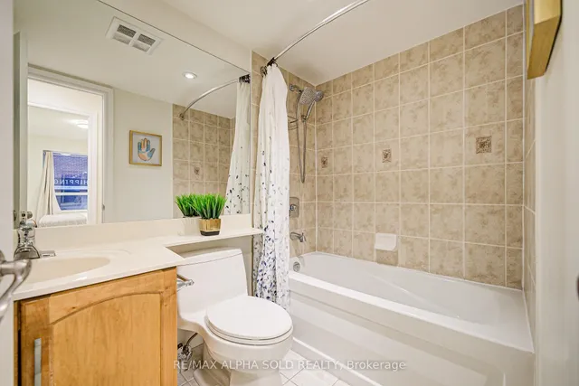 Additional image 21 of 250 Wellington St Unit 246