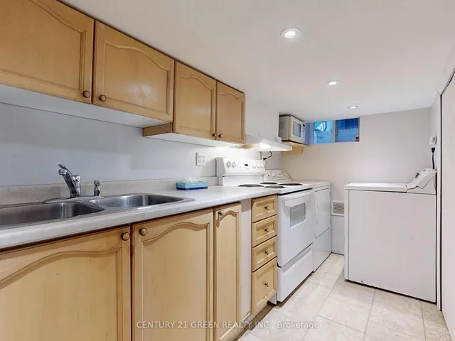 Additional image 34 of 4 Mcmurchy Ave