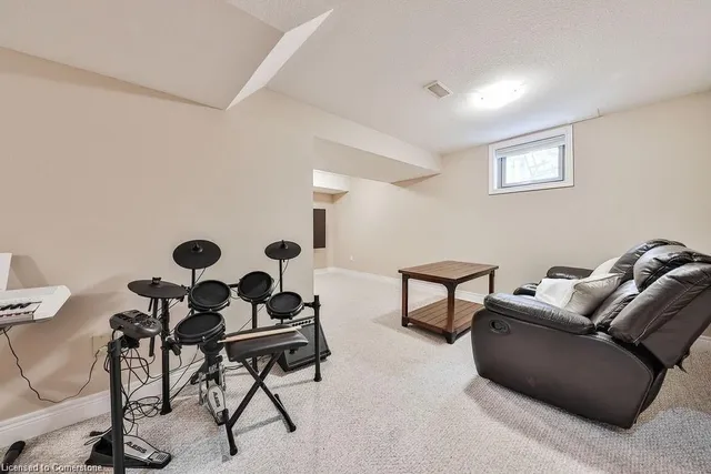 Additional image 23 of 540 Guelph Line Unit 4