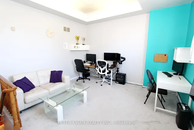 Additional image 17 of 19 Sandyhook Sq