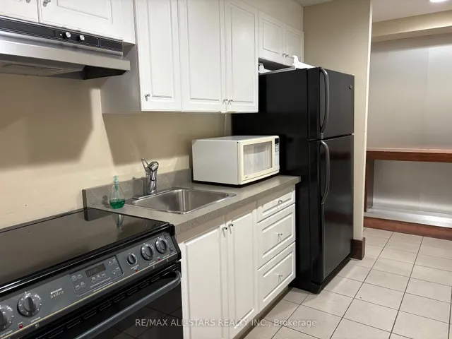 Additional image 33 of 500 Queens Quay N/A Unit 412W