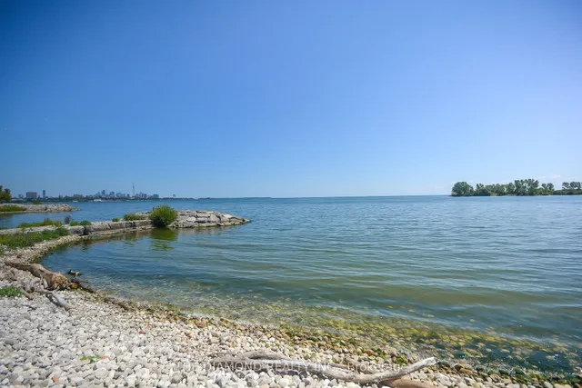 Additional image 43 of 5 Marine Parade Dr Unit 327