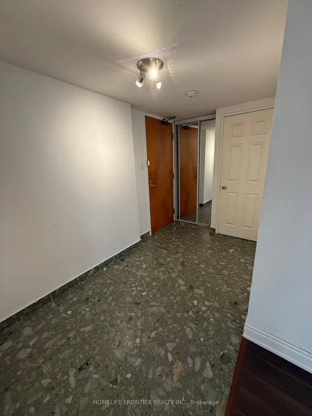 Additional image 9 of 260 Doris Ave Unit 1705