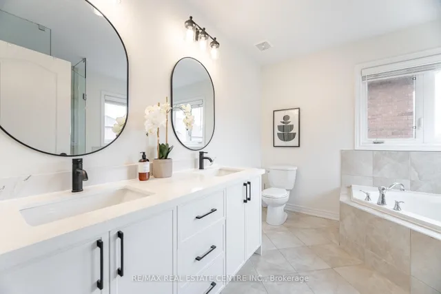 Additional image 25 of 36 Callalily Rd