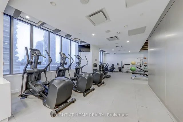 Additional image 22 of 70 Annie Craig Dr Unit 5002