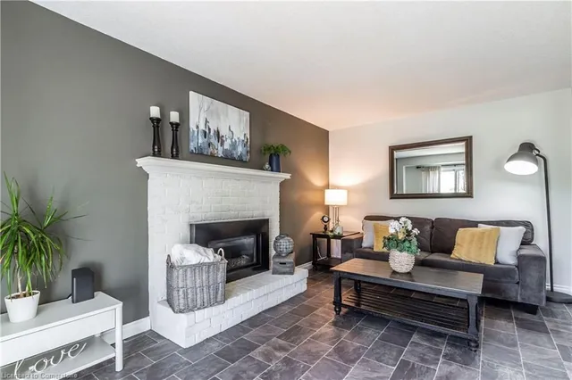 Additional image 11 of 112 Wexford Cres