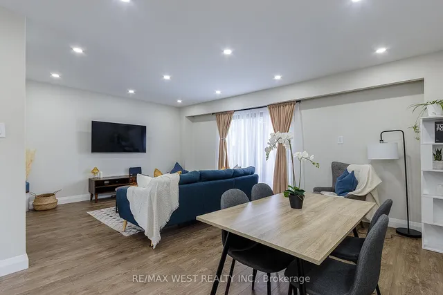 Additional image 9 of 377 Military Tr Unit 33