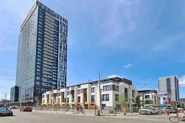 100 River St Unit Th07