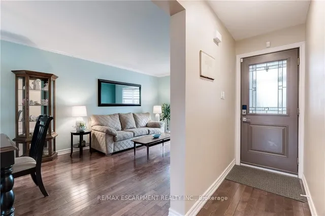 Additional image 3 of 2143 Clipper Cres