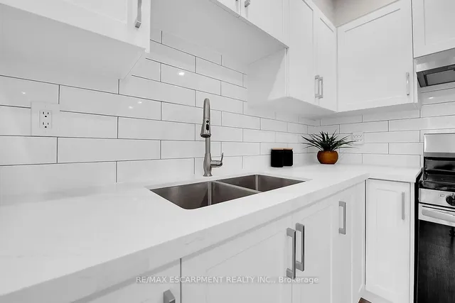 Additional image 8 of 129 Valley Stream Dr