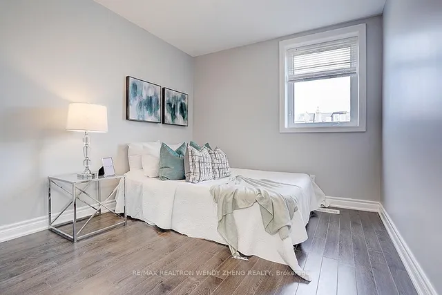 Additional image 26 of 245 Montrose Ave