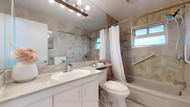 Additional image 20 of 90 Old Sheppard Ave