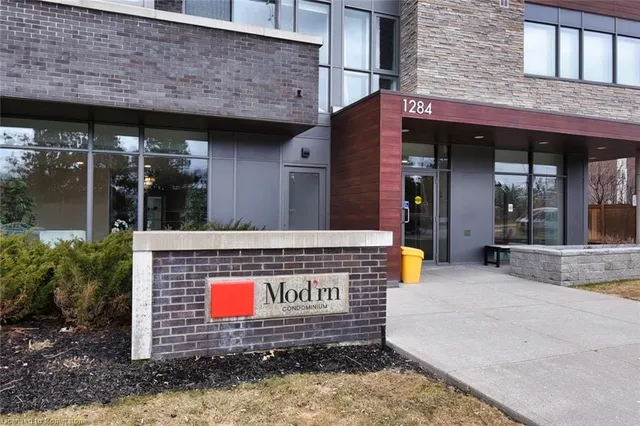 Additional image 4 of 1284 Guelph Line Unit 421