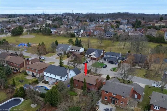 Additional image 45 of 35 Daffodil Cres