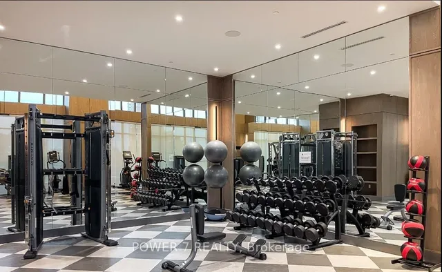 Additional image 12 of 30 Inn On The Park Dr Unit 1808