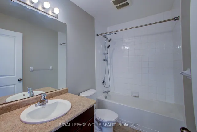 Additional image 13 of 945 Zeller Cres