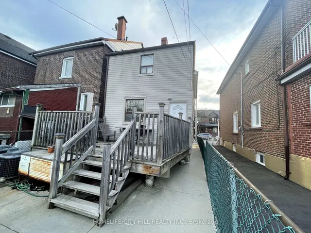 Additional image 32 of 71 Russett Ave