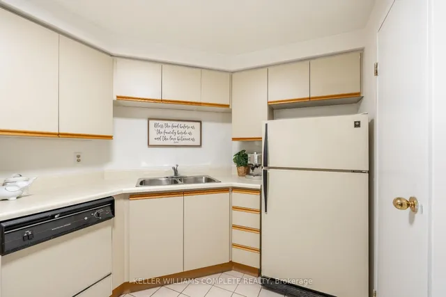 Additional image 11 of 175 Hunter St Unit 405