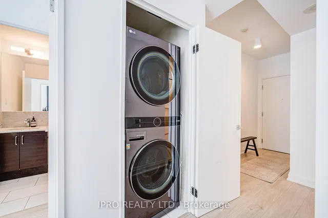 Additional image 32 of 83 Redpath Ave Unit 1009