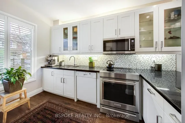 Additional image 7 of 293 Withrow Ave