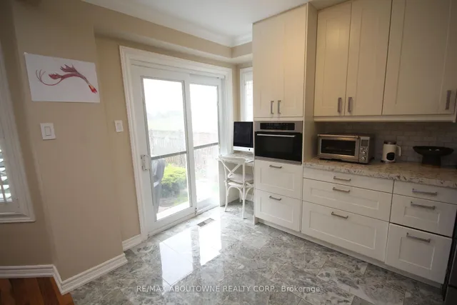 Additional image 11 of 5102 Thornburn Dr