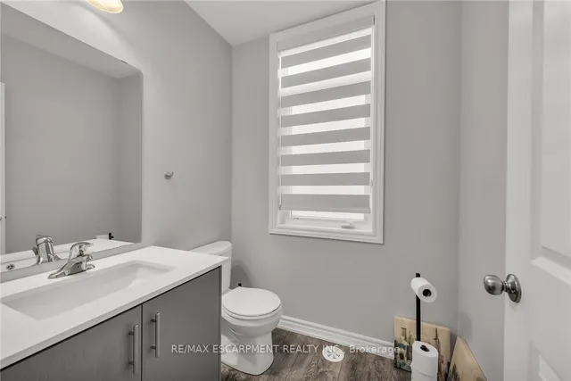 Additional image 30 of 187 Wilson St Unit 32