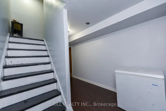 Additional image 26 of 7500 Goreway Dr Unit 92