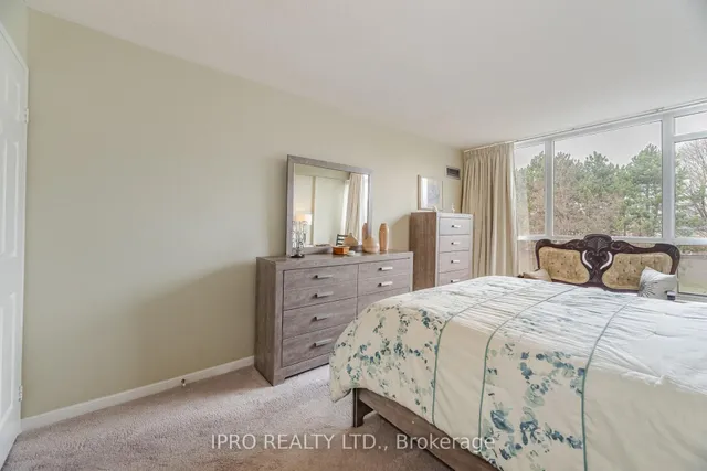 Additional image 20 of 12 Laurelcrest St Unit 302