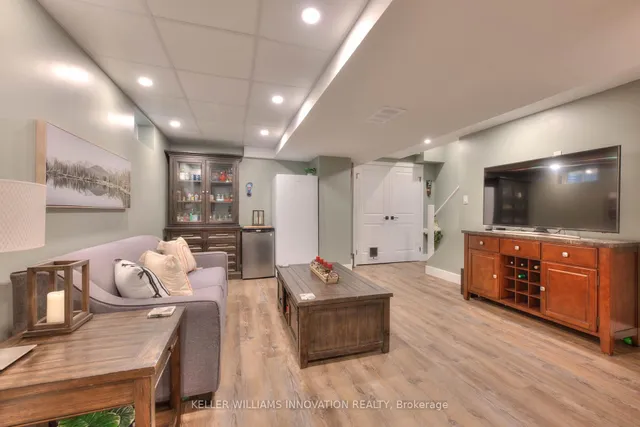 Additional image 29 of 72 Westmeadow Dr