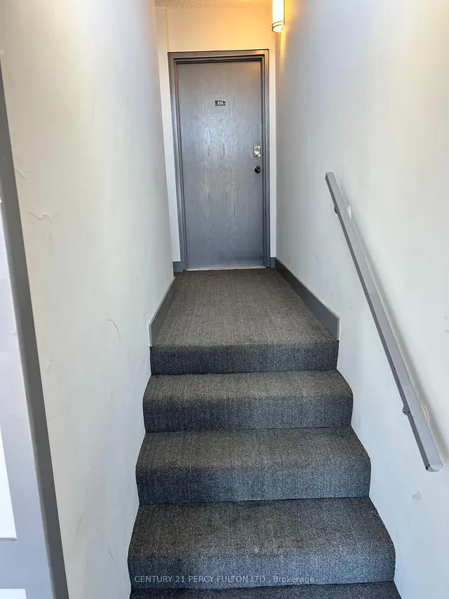 Additional image 5 of 4645 Jane St Unit 828