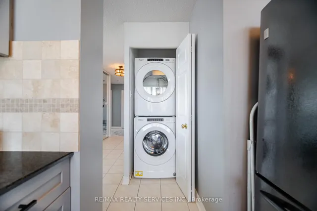 Additional image 34 of 12 Laurelcrest St Unit 1213