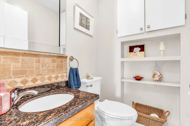 Additional image 25 of 121 Martinglen Cres