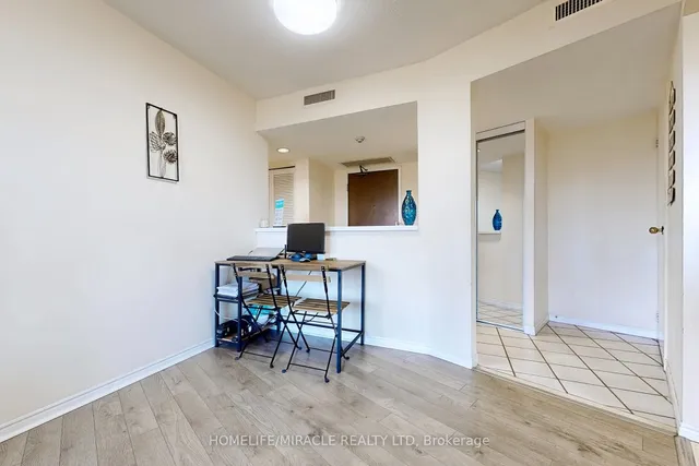 Additional image 10 of 160 Alton Towers Circ Unit 209