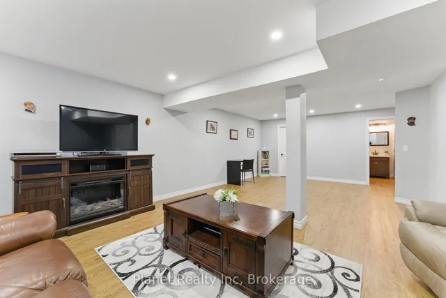 Additional image 27 of 651 Farmstead Dr Unit 9