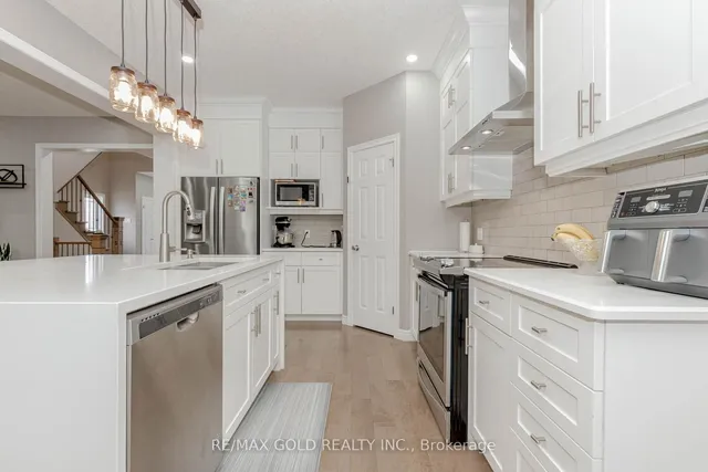 Additional image 20 of 573 Florencedale Cres