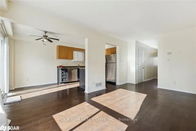 Additional image 7 of 19 Isabella St