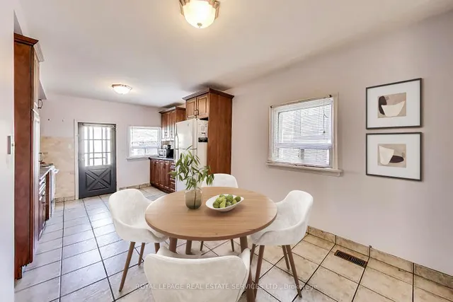 Additional image 8 of 324 St. Johns Rd