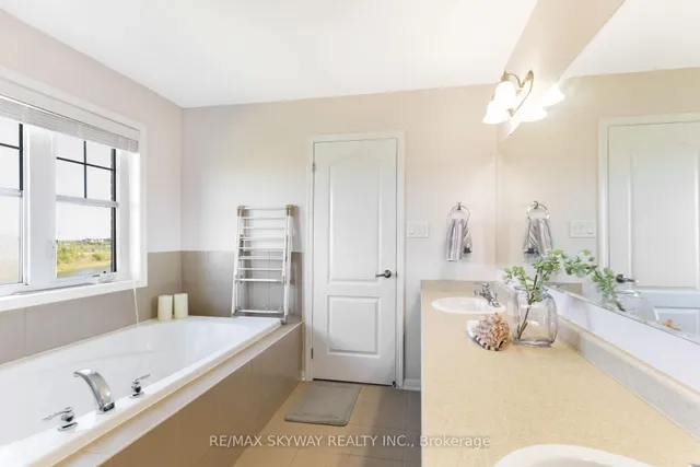 Additional image 28 of 20 Miracle Tr