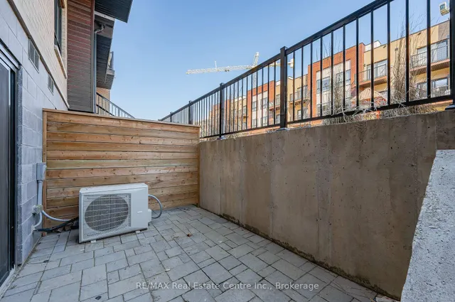 Additional image 30 of 20 Palace St Unit E8