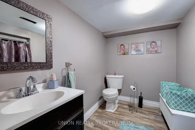 Additional image 19 of 24 Benlamond Ave