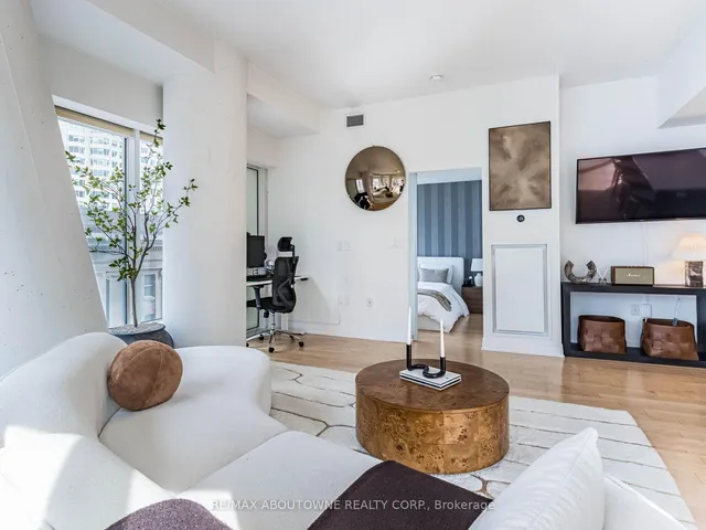 Additional image 28 of 8 The Esplanade St Unit 802